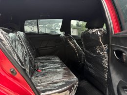 TOYOTA YARIS 2015 ราคา259,000
