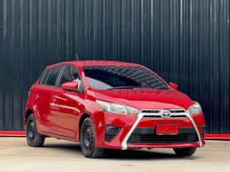 TOYOTA YARIS 2015 ราคา259,000