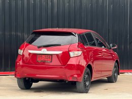 TOYOTA YARIS 2015 ราคา259,000