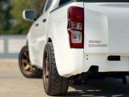 ISUZU D-MAX CAB4 1.9 S MT ปี2020 ราคา 459,000บาท