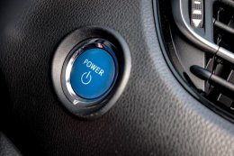 TOYOTA C-HR 1.8 HV MID CVT (HYBRID) AT ปี2020 ราคา 659,000บาท