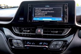 TOYOTA C-HR 1.8 HV MID CVT (HYBRID) AT ปี2020 ราคา 659,000บาท