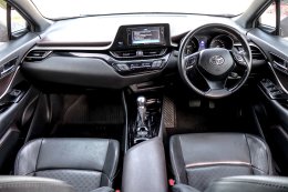 TOYOTA C-HR 1.8 HV MID CVT (HYBRID) AT ปี2020 ราคา 659,000บาท
