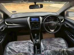 TOYOTA YARIS ATIV 1.2 S CVT (AB|ABS) ปี2018 ราคา359,000บาท