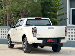 ISUZU D-MAX CAB4 1.9 HI-LANDER ZP AT (AB/ABS) ปี2021 ราคา659,000บาท