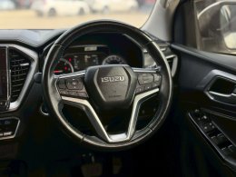 ISUZU D-MAX CAB4 1.9 HI-LANDER ZP AT (AB/ABS) ปี2021 ราคา659,000บาท