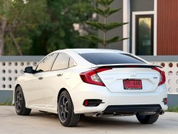 HONDA CIVIC FC 1.5 RS ปี2017 ราคา 599,000บาท