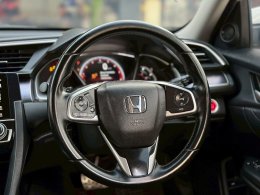 HONDA CIVIC FC 1.5 RS ปี2017 ราคา 599,000บาท