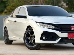 HONDA CIVIC FC 1.5 RS ปี2017 ราคา 599,000บาท