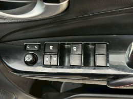 TOYOTA YARIS ATIV 1.2 CVT AT ปี2017 ราคา369,000บาท