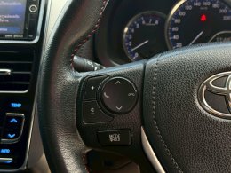 TOYOTA YARIS ATIV 1.2 CVT AT ปี2017 ราคา369,000บาท