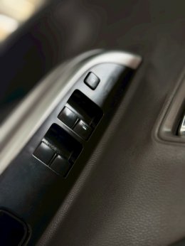 MITSUBISHI TRITON DUAL CAB 2.4 GLS LTD PLUS MT ปี2017 ราคา399,000บาท