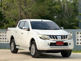 MITSUBISHI TRITON DUAL CAB 2.4 GLS LTD PLUS MT ปี2017 ราคา399,000บาท