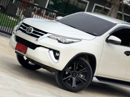 TOYOTA FORTUNER 2.4V ปี2018 ราคา859,000 บาท