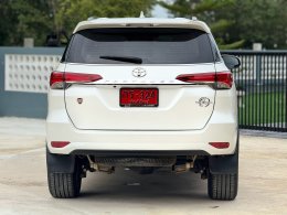 TOYOTA FORTUNER 2.4V ปี2018 ราคา859,000 บาท
