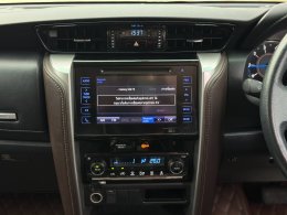 TOYOTA FORTUNER 2.4V ปี2018 ราคา859,000 บาท