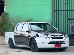 ISUZU D-MAX CAB 4 1.9 S MT ปี2018 ราคา399,000บาท