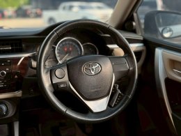 TOYOTA COROLLA ALTIS 1.6 G CVT ปี2016 ราคา 379,000บาท