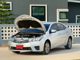 TOYOTA COROLLA ALTIS 1.6 G CVT ปี2016 ราคา 379,000บาท