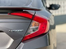 HONDA CIVIC 1.8 E I-VTEC CVT FC (AB/ABS) ปี2017 ราคา529,000บาท
