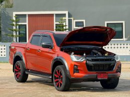 ISUZU D-MAX CAB 4 3.0 VCROSS M 4WD AT ปี2021 ราคา749,000บาท