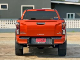 ISUZU D-MAX CAB 4 3.0 VCROSS M 4WD AT ปี2021 ราคา749,000บาท