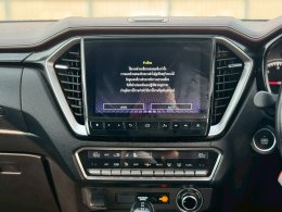 ISUZU D-MAX CAB 4 3.0 VCROSS M 4WD AT ปี2021 ราคา749,000บาท