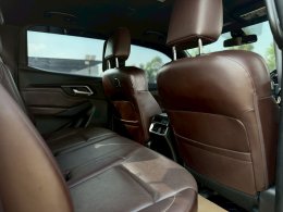 ISUZU D-MAX CAB 4 3.0 VCROSS M 4WD AT ปี2021 ราคา749,000บาท