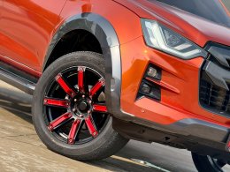 ISUZU D-MAX CAB 4 3.0 VCROSS M 4WD AT ปี2021 ราคา749,000บาท