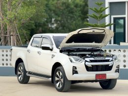ISUZU D-MAX CAB4 1.9 HI-LANDER M AT 2019 ราคา629,000บาท
