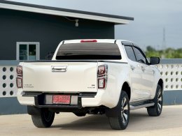 ISUZU D-MAX CAB4 1.9 HI-LANDER M AT 2019 ราคา629,000บาท
