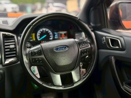 FORD RANGER DUAL CAB 2.2 HI-RIDER WILDTRAK AT ปี2018 ราคา529,000บาท