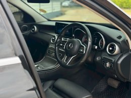 MERCEDES-BENZ C220D 2.0 AVANTGARDE ปี2021 ราคา1,290,000บาท