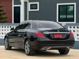 MERCEDES-BENZ C220D 2.0 AVANTGARDE ปี2021 ราคา1,290,000บาท