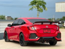 HONDA CIVIC 1.5 TURBO RS CVT FC ปี2017 ราคา649,000บาท