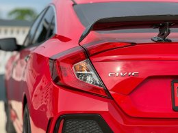 HONDA CIVIC 1.5 TURBO RS CVT FC ปี2017 ราคา649,000บาท