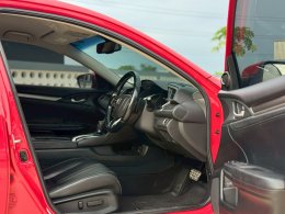 HONDA CIVIC 1.5 TURBO RS CVT FC ปี2017 ราคา649,000บาท