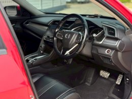 HONDA CIVIC 1.5 TURBO RS CVT FC ปี2017 ราคา649,000บาท
