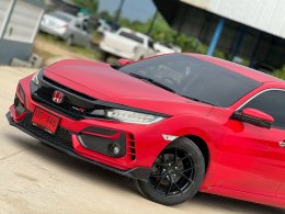HONDA CIVIC 1.5 TURBO RS CVT FC ปี2017 ราคา649,000บาท
