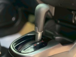 HONDA JAZZ 1.5 RS+ I-VTEC CVT HATCH AT ปี2019 ราคา539,000บาท