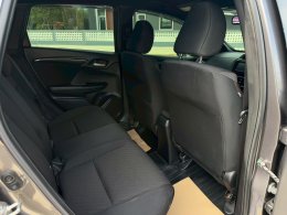 HONDA JAZZ 1.5 RS+ I-VTEC CVT HATCH AT ปี2019 ราคา539,000บาท