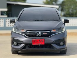 HONDA JAZZ 1.5 RS+ I-VTEC CVT HATCH AT ปี2019 ราคา539,000บาท
