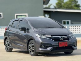 HONDA JAZZ 1.5 RS+ I-VTEC CVT HATCH AT ปี2019 ราคา539,000บาท