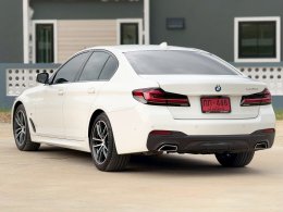 BMW 520D M SPORT LCI Minor Change ปี2022 ราคา1,990,000บาท