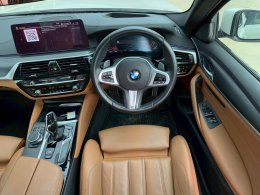 BMW 520D M SPORT LCI Minor Change ปี2022 ราคา1,990,000บาท