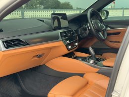 BMW 520D M SPORT LCI Minor Change ปี2022 ราคา1,990,000บาท