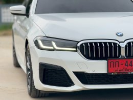 BMW 520D M SPORT LCI Minor Change ปี2022 ราคา1,990,000บาท