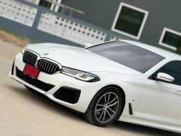 BMW 520D M SPORT LCI Minor Change ปี2022 ราคา1,990,000บาท