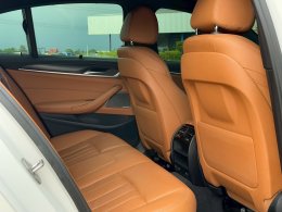 BMW 520D M SPORT LCI Minor Change ปี2022 ราคา1,990,000บาท
