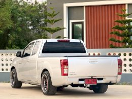 ISUZU D-MAX SPACECAB 2.5 L MT ปี2014 ราคา 289,000บาท